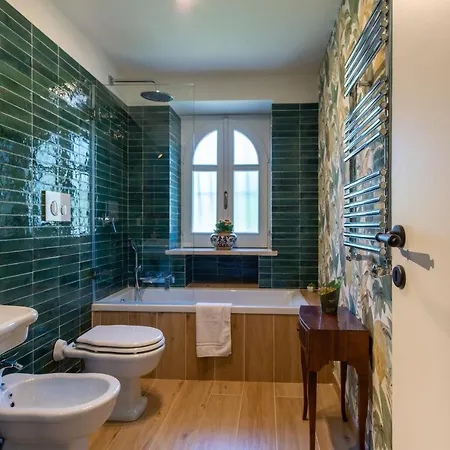 With Pool & Jacuzzi *