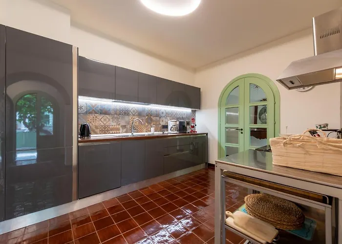 With Pool & Jacuzzi 빌라