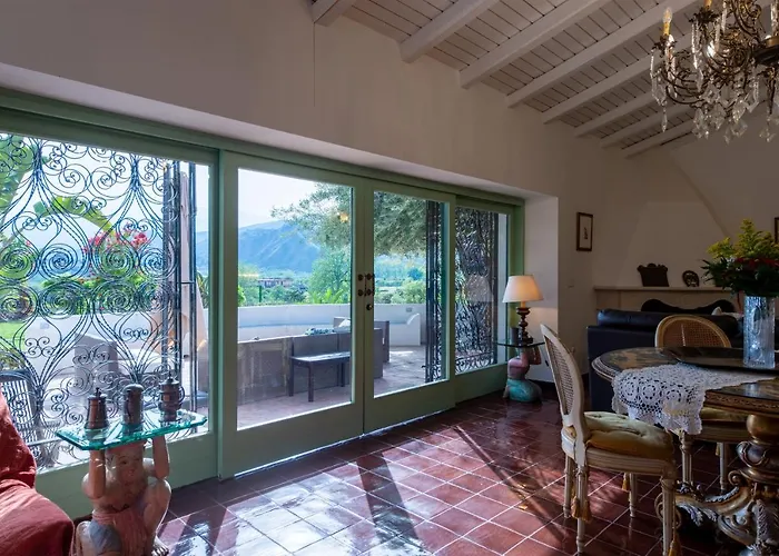 With Pool & Jacuzzi 빌라 *