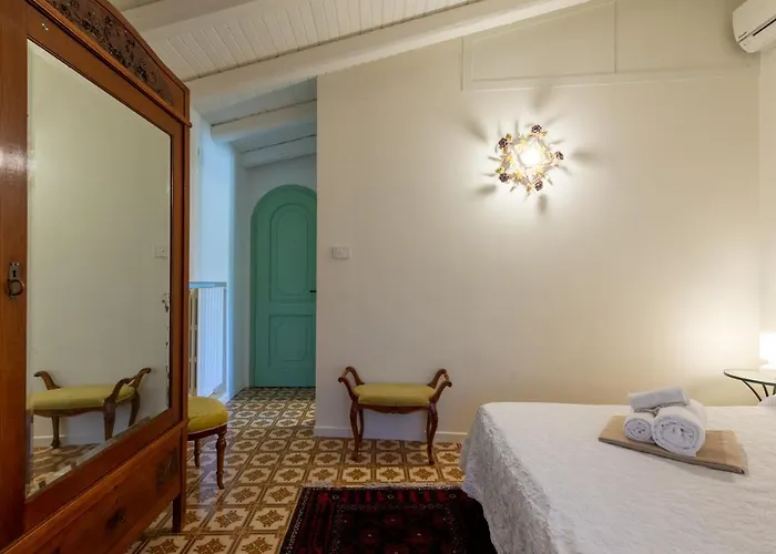 빌라 With Pool & Jacuzzi