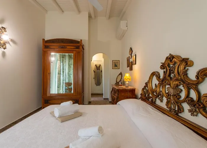 빌라 With Pool & Jacuzzi *