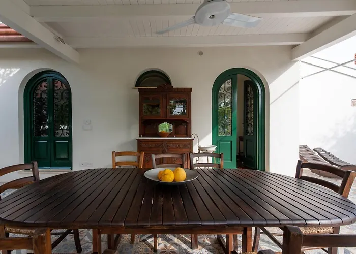 With Pool & Jacuzzi * 타오르미나