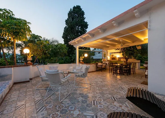 빌라 With Pool & Jacuzzi 타오르미나