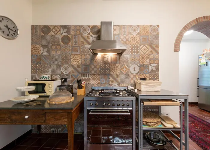 With Pool & Jacuzzi * 타오르미나