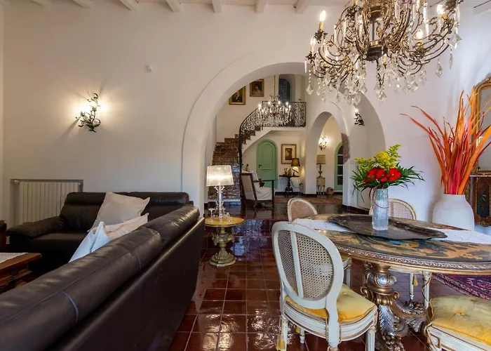 With Pool & Jacuzzi 빌라