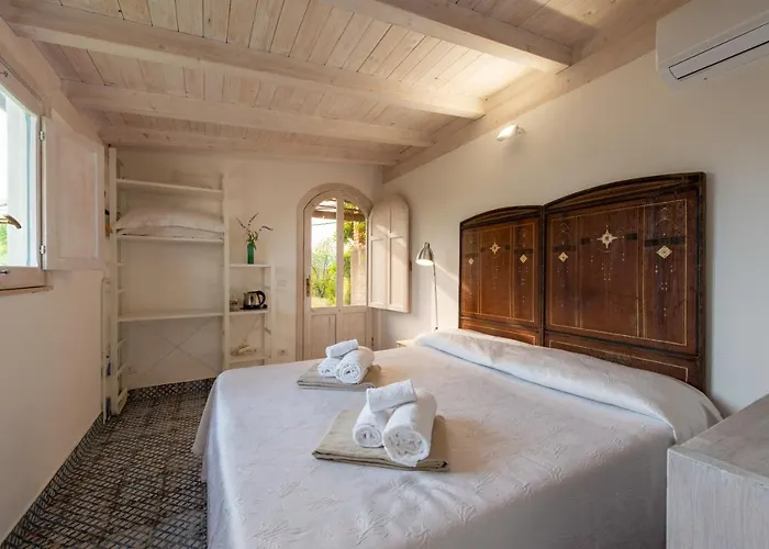 With Pool & Jacuzzi 빌라 *