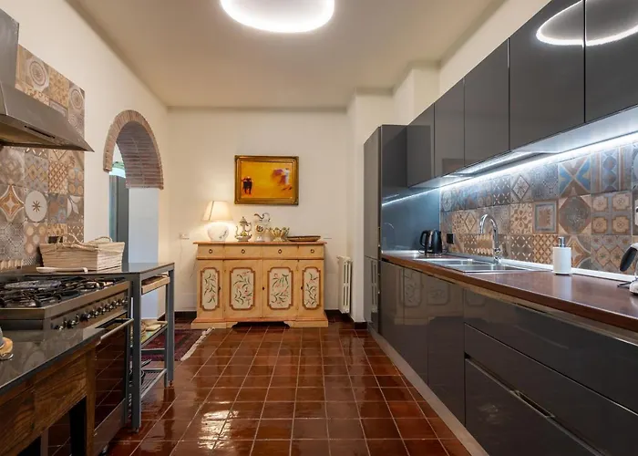 빌라 With Pool & Jacuzzi 타오르미나