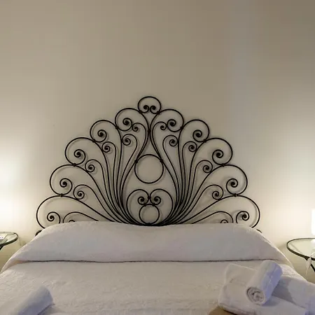 Vila With Pool & Jacuzzi