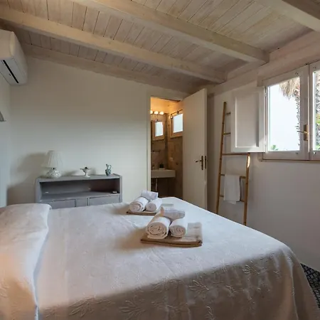 With Pool & Jacuzzi *