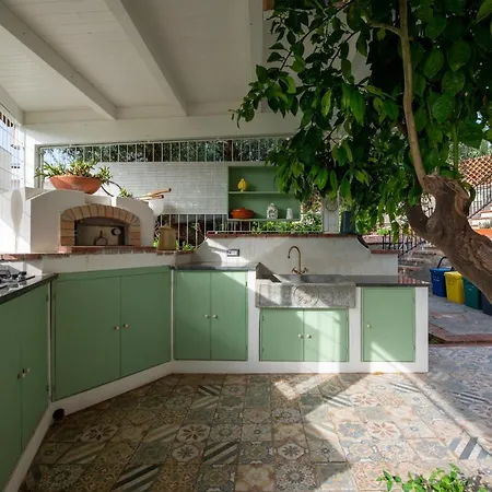 With Pool & Jacuzzi Taormina