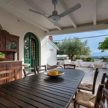 With Pool & Jacuzzi *